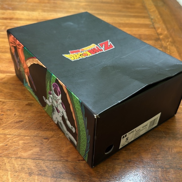 Women's Yung-1 Frieza Adidas Dragon Ball Z Shoes / Size 5 / Original Box - Picture 8 of 13